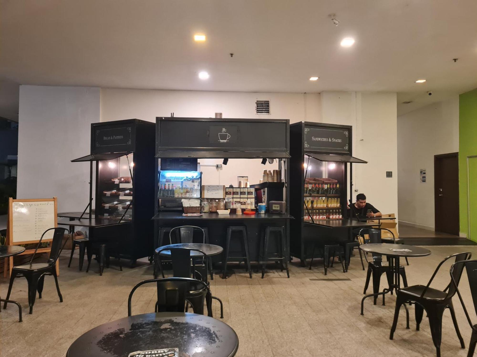 Hostel At Regalia Sky Pool كوالالمبور المظهر الخارجي الصورة